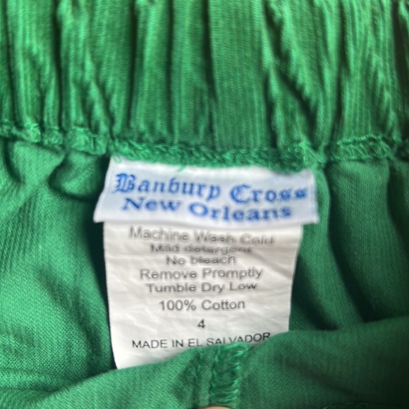 Banbury Cross Green Corduroy Dress Shorts Size 4 - Picture 2 of 4